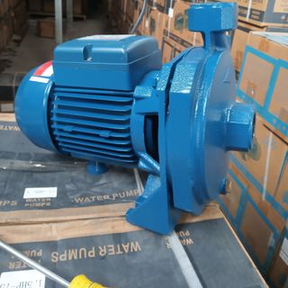 máy bơm nước giá rẻ máy bơm nước trung quốc EWARA CM 100 cánh đồng