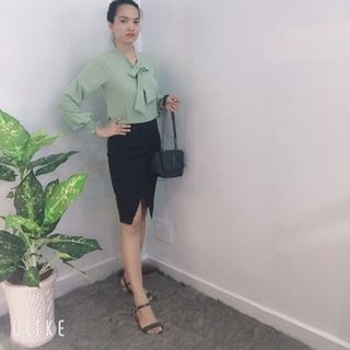Áo Sơ Mi Vàng Cổ Nơ Tay Bo Phồng Công Sở - TP1784B