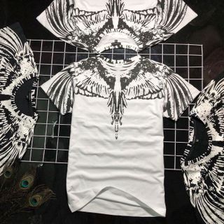 ÁO THUN BODY QUẢNG CHÂU
giá1xx
Size M-L-XL 47-73kg
Chất liệu Thun Cotton cao cấp Mịn mát
- HÀNG CÓ SẴN