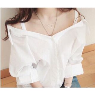 Áo sơ mi bẹt vai