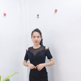 Đầm Dạ Hội Đen Sang Trọng Hở Vai Lưới Đính Hạt Lấp Lánh - TP1766B