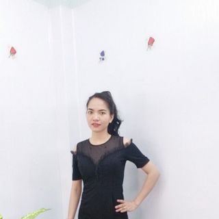 Đầm Dạ Hội Đen Sang Trọng Hở Vai Lưới Đính Hạt Lấp Lánh - TP1766B