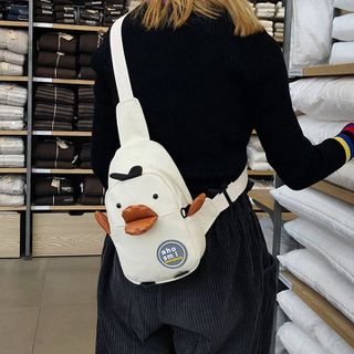 Túi Đeo Ngực Nữ Em Vịt Siêu Hot D523