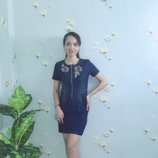 Đầm Jean Thêu Hoa Phối Dây Kéo Trước Cao Cấp - TP1292B
