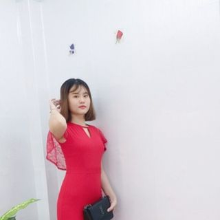 Đầm Cao Cấp Dự Tiệc Ren Đỏ Choàng Xẻ Đùi Đuôi Cá - TP1773B