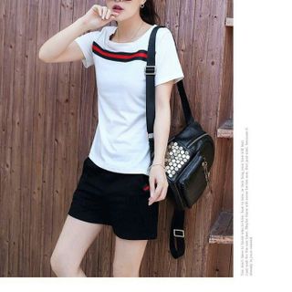 Bộ Short Thể Thao Vàng Bo Sọc Ngực Thời Trang - TP1578A