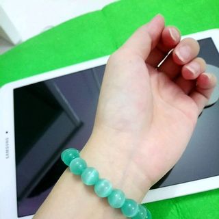 chuỗi đeo tay phong thủy hạt đá 10li mắt mèo xanh
