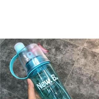 Bình nước thể thao phun sương