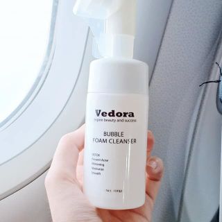 Sữa Rả Mặt Ngừa Mụn Thải Độc Trắng Da VEDORA