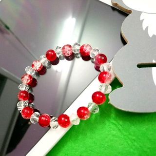 Chuỗi đeo tay phong thủy mix pha lê