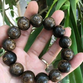 Trầm hương sánh chìm Hàng ghép tự nhiên 100
