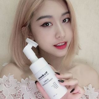Sữa rửa mặt ngừa mụn thải độc trắng da Vedora