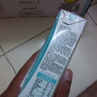 Sữa công thức pha sẵn Nutriboost vị vani hộp 180ml