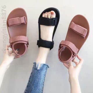 Giày sandal quai du