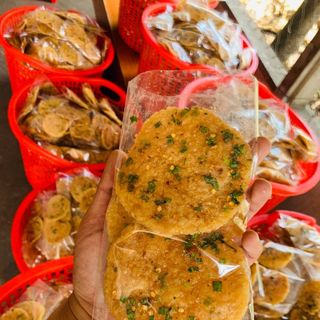 Com cháy nước mắm