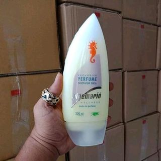 sữa tắm cá ngựa