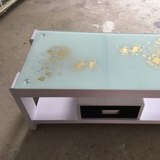 Bàn sofa giá rẻ có hộc sơn Pu chống nước