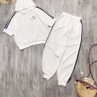 Bộ thể thao NY phối sọc