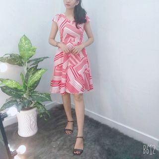 Đầm Xòe Cổ Tim Phối Họa Tiết Lập Thể Đen Cách Điệu - TP1694B