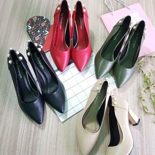 Giày cao gót hợp thời trang