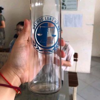 BÌNH NƯỚC THỦY TINH CÓ DÂY TREO in logo