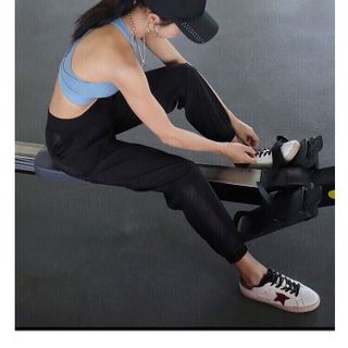 Quần tập jooger sọc vằn