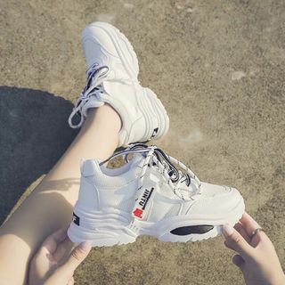 Giày bata màu cute