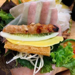 Nem nướng Nha Trang - Nem sống