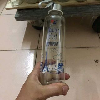 xưởng in logo lên bình thủy tinh có dây