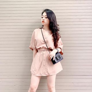 Set váy quần đũi sơ mi cổ V