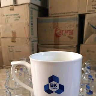 in logo lên cốc sứ