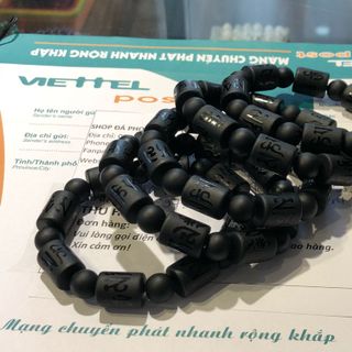 Vòng tay chạm chữ phật đá thạch anh