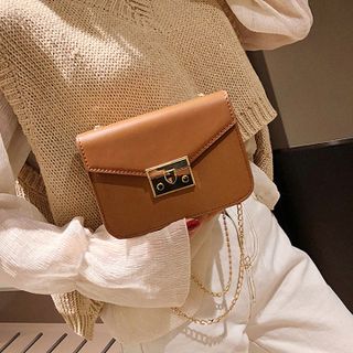 NEW  Túi Nữ Vuông Phối Dây Xích Giá Tốt D145