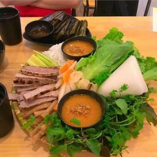 Nem nướng Nha Trang - Nướng sẵn