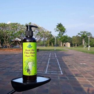 nước gội thảo dược 250ml