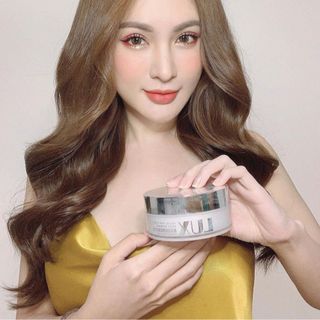 Kem body trắng da body Lux - Tinh chất yến tươi collagen tinh thể nước