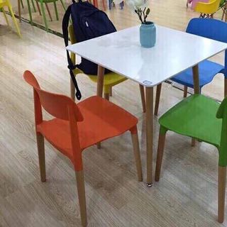 Hàng có sẵn - Ghế ăn-cafe nhựa đúc chân gỗ - Mã A15