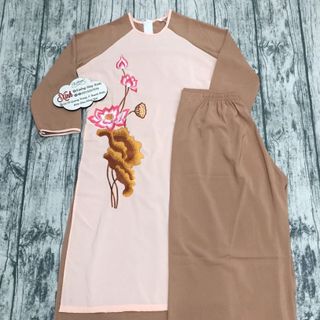 Set áo dài nâu hai tầng thêu hoa sen