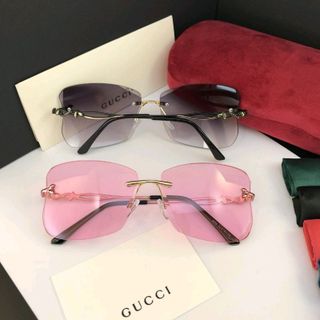 Mắt kính gọng xoắn xi ốc