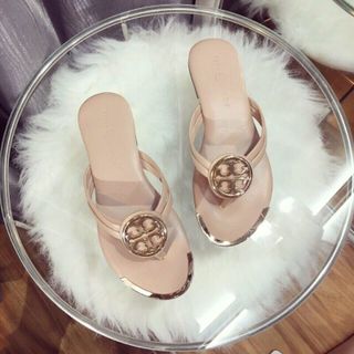 Dép kẹp Torry Burch