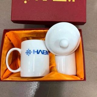 cốc sứ quai C bát tràng in logo