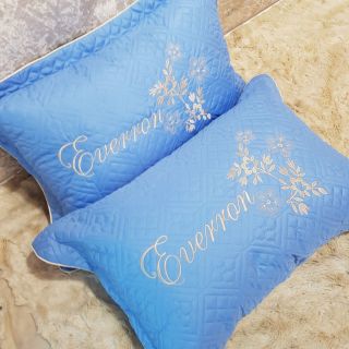 Vỏ gối Everon giá vô cùng hạt dẻ