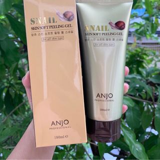 Tẩy da chết dạng gel ốc sên Anjo