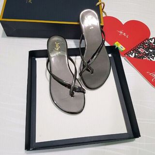 Dép quai kẹp cách điệu