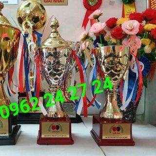 cúp đồng thể thao bán biểu tượng thể thao cúp quả bóng cúp dầy vàng