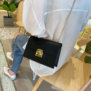 Túi nữ vuông phối dây xích thanh lịch D675