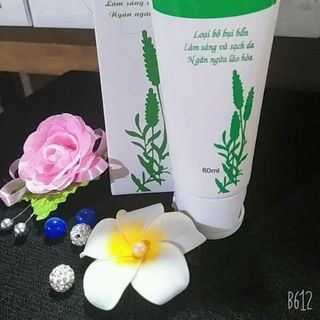sữa rửa mặt cai cấp Linh Hương