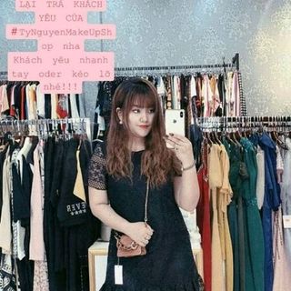 Đầm ren
