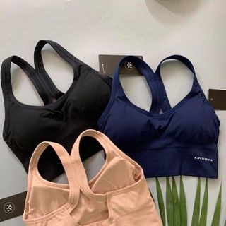 Áo tập 3 lỗ cài sau 2019