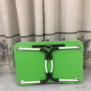 BÀN HỌC SINH SINH VIÊN CÓ KHE CẮM IPAD